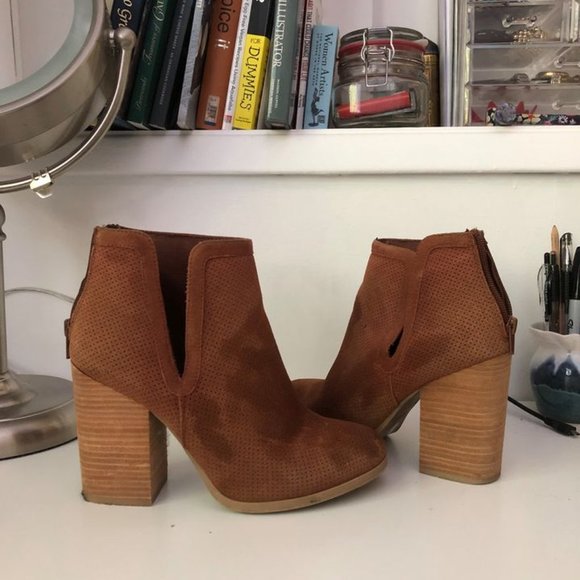 Ankle Block Booties - Picture 2 of 2
